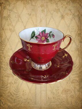 WINDSOR Vintage Burgundy Red & Gold Porcelain Tea Cup